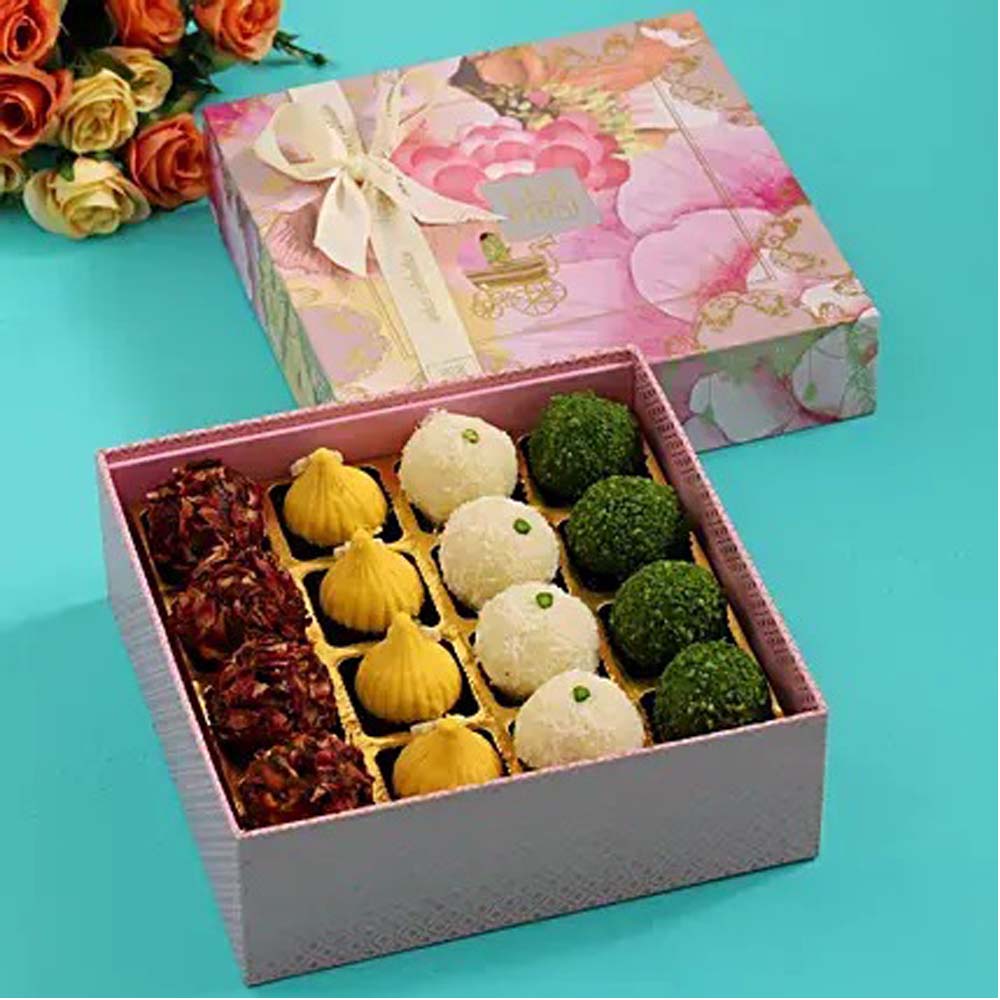 Cute Pink Floral Exotic Sweets Box- 16 Pcs