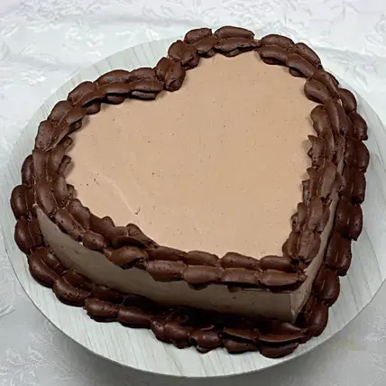 Chocolaty Heart Shaped Cream Cake