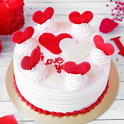Valentine Special cute Vanilla Cake