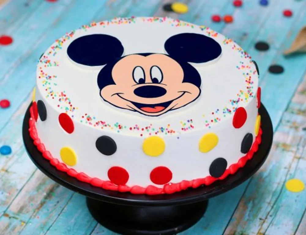 Luscious Mickey Mouse Cake