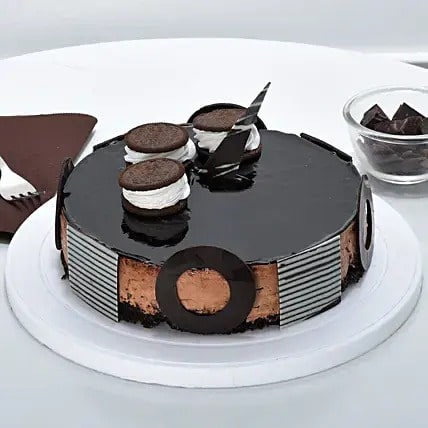 Mousse Chocolate Oreo Cake