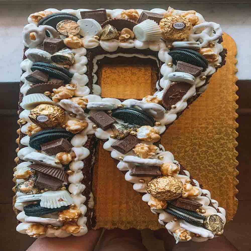 R Alphabet Cake