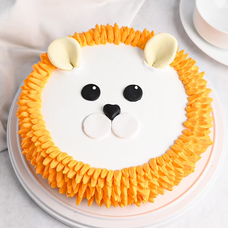 Oranger bear designer cake