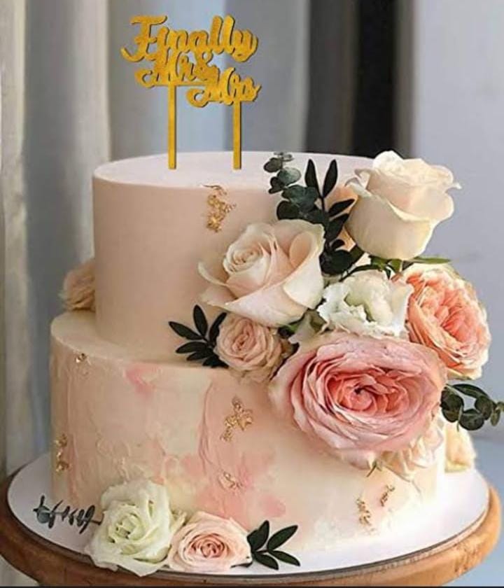 Fondant Flower Cake - Wilton