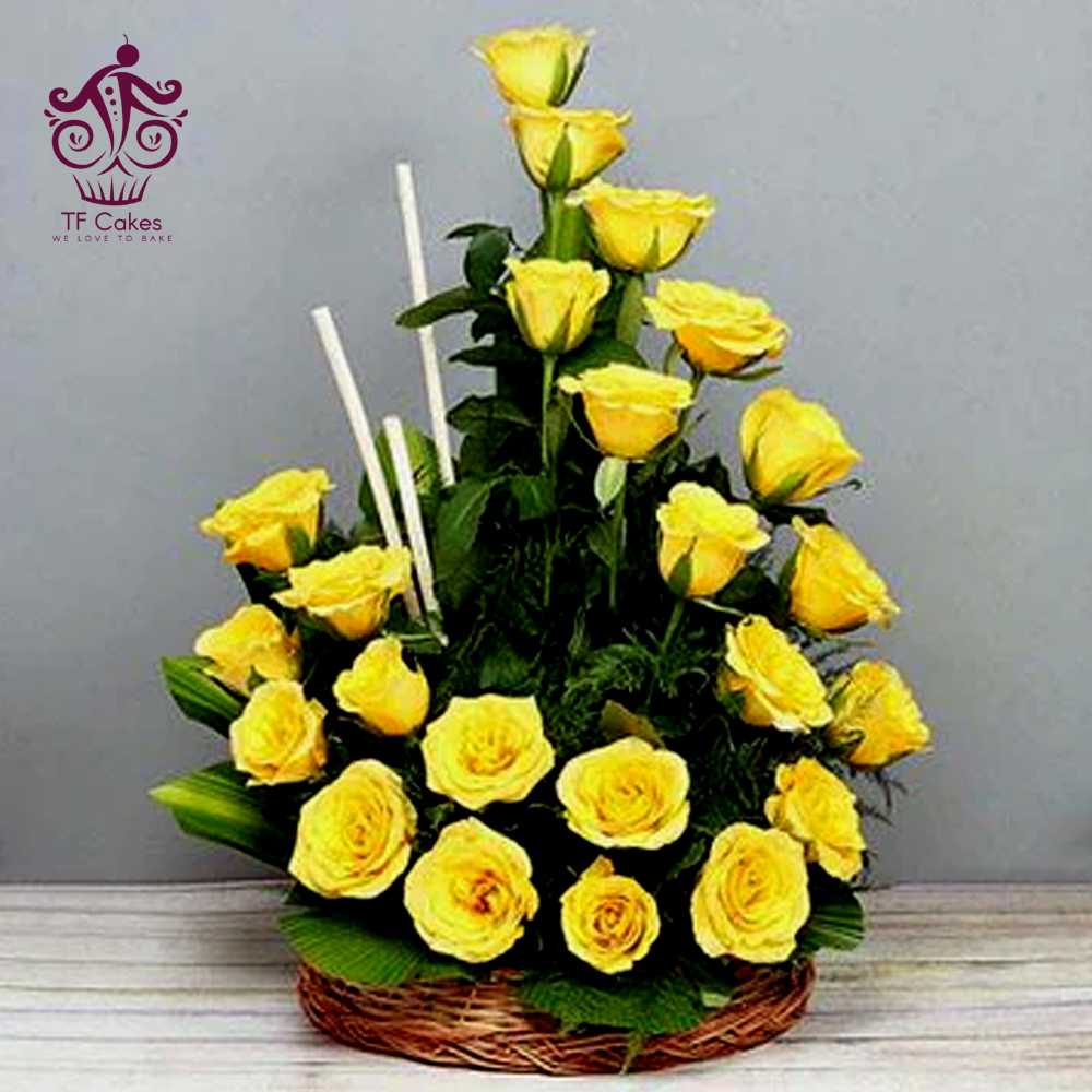 25 Cheerful Yellow Roses