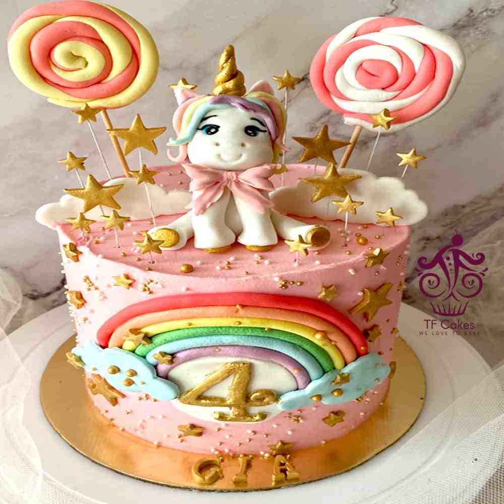 Fantasy Dreamland Cake