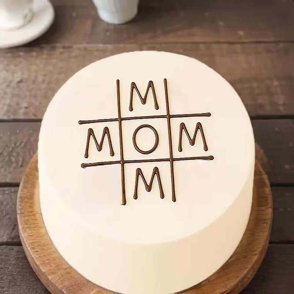 Tic-Tac-Mom Pineapple Cake